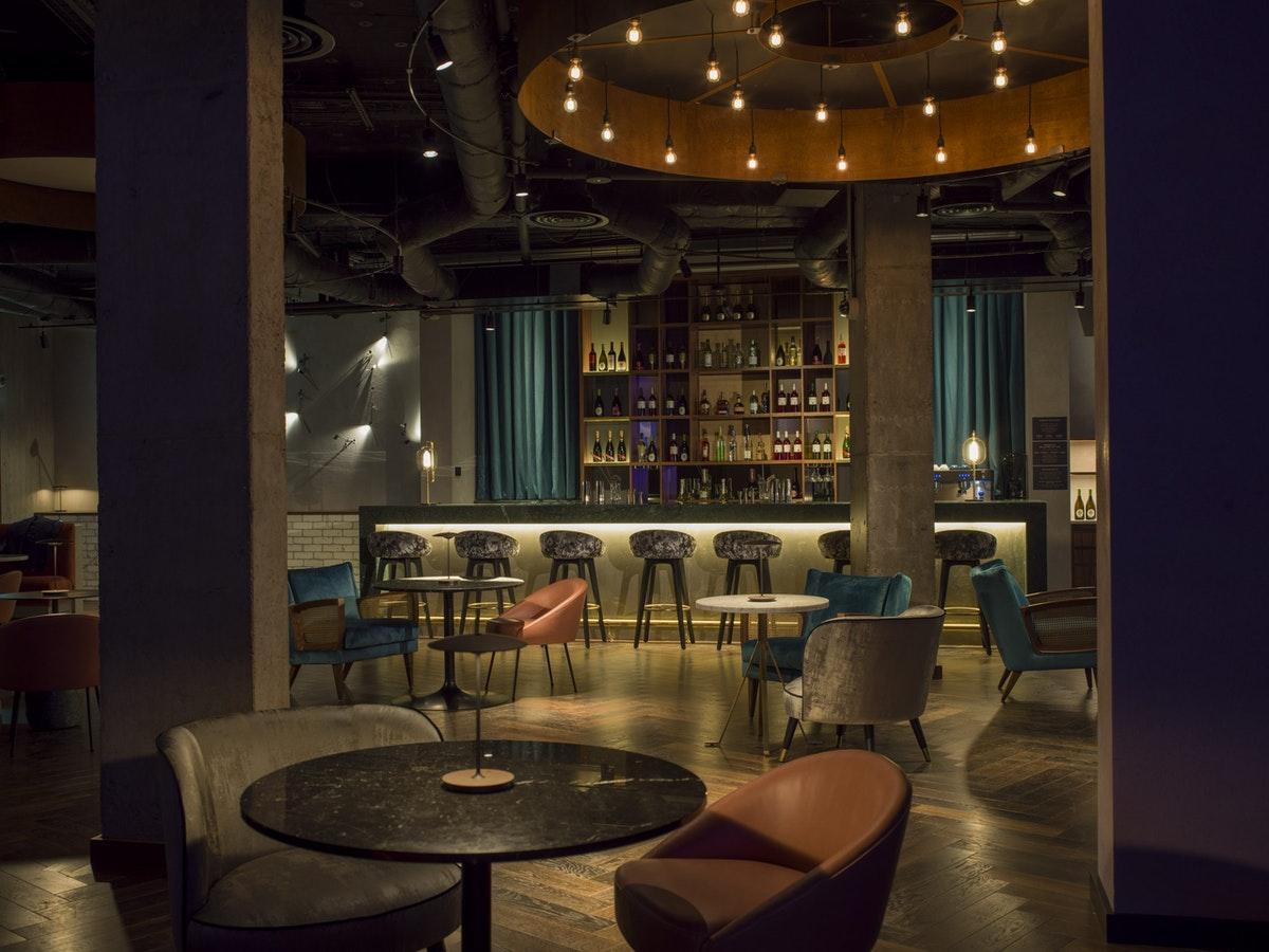 Middle Eight - Covent Garden - Preferred Hotels And Resorts Londra Esterno foto The bar at the 2018 edition of the London Design Festival
