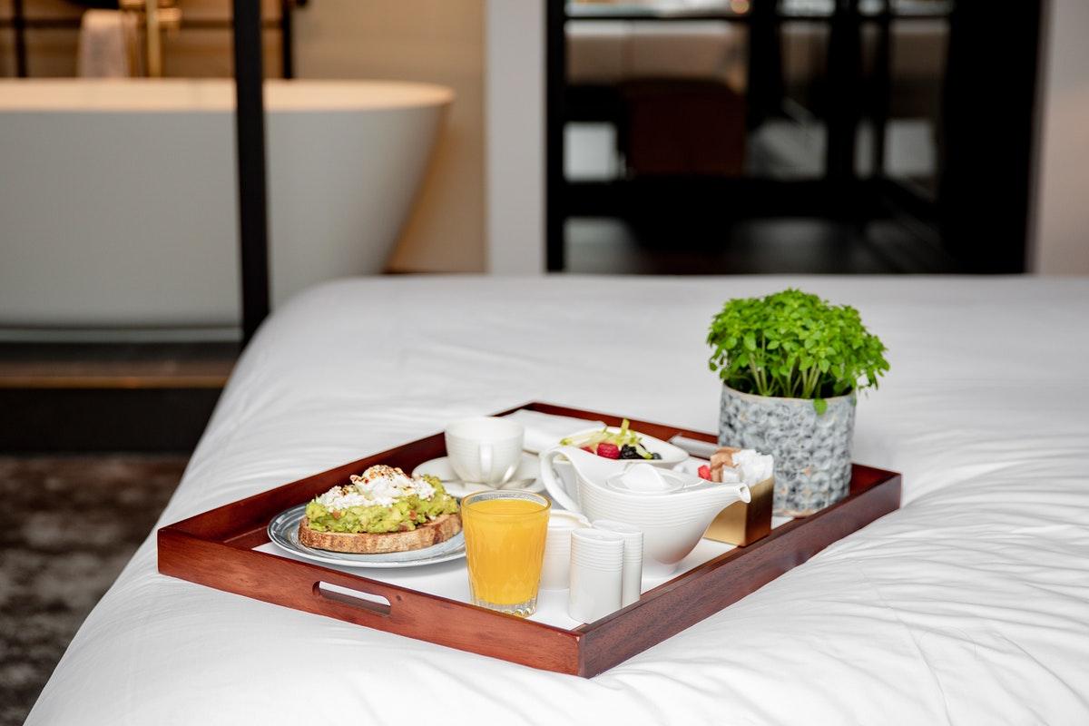 Middle Eight - Covent Garden - Preferred Hotels And Resorts Londra Esterno foto Room service