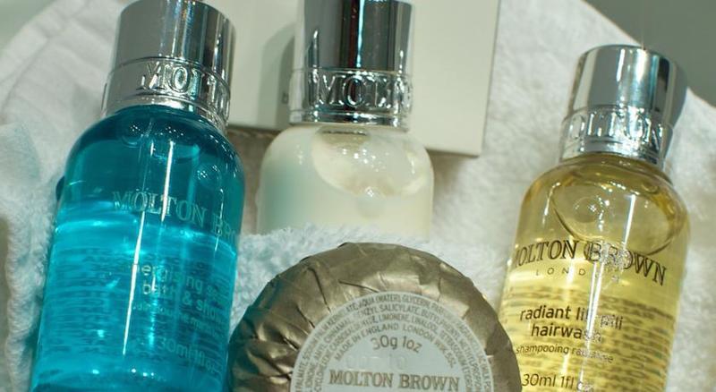 Middle Eight - Covent Garden - Preferred Hotels And Resorts Londra Esterno foto Molton Brown products