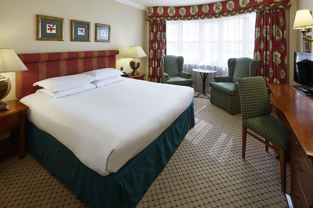 Middle Eight - Covent Garden - Preferred Hotels And Resorts Londra Esterno foto A typical hotel room