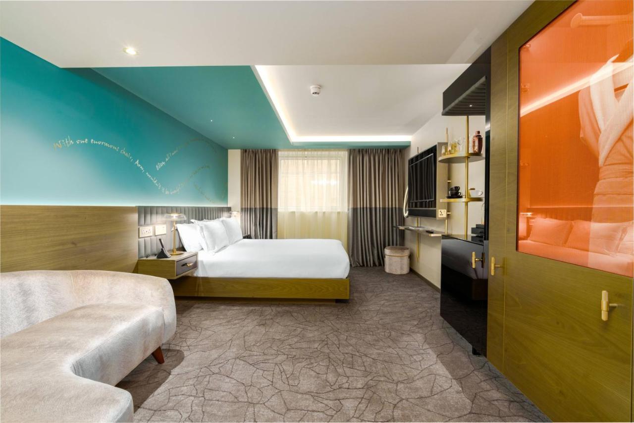 Middle Eight - Covent Garden - Preferred Hotels And Resorts Londra Esterno foto A room at the hotel
